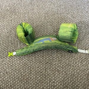 Pool Puddle Jumper float